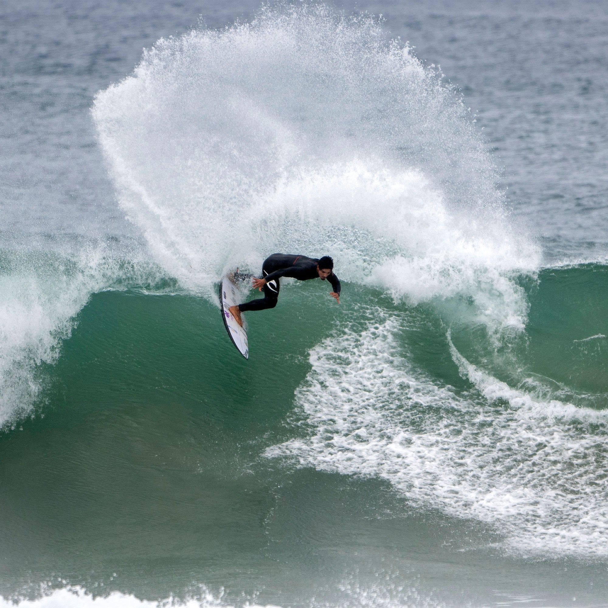 FCS II Gabriel Medina Signature Tri Fin Set Thruster FCS US